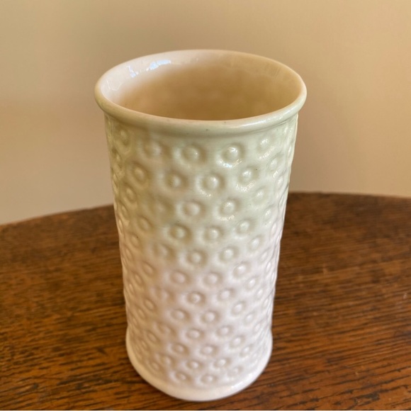 Belleck Other - Vintage Belleck Vase from Ireland